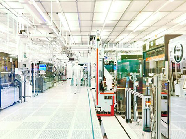 PuÃ² darci un'idea di come sono i siti produttivi della Infineon e di cosa succede lÃ¬ dentro ogni giorno?