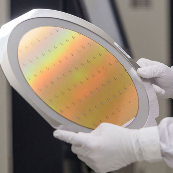 Chip su misura per le auto del futuro, ecco come nascono