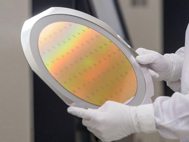 Chip su misura per le auto del futuro, ecco come nascono