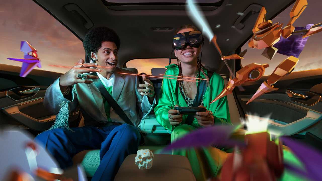 Virtual reality and videogames: a new level for in-car entertainment