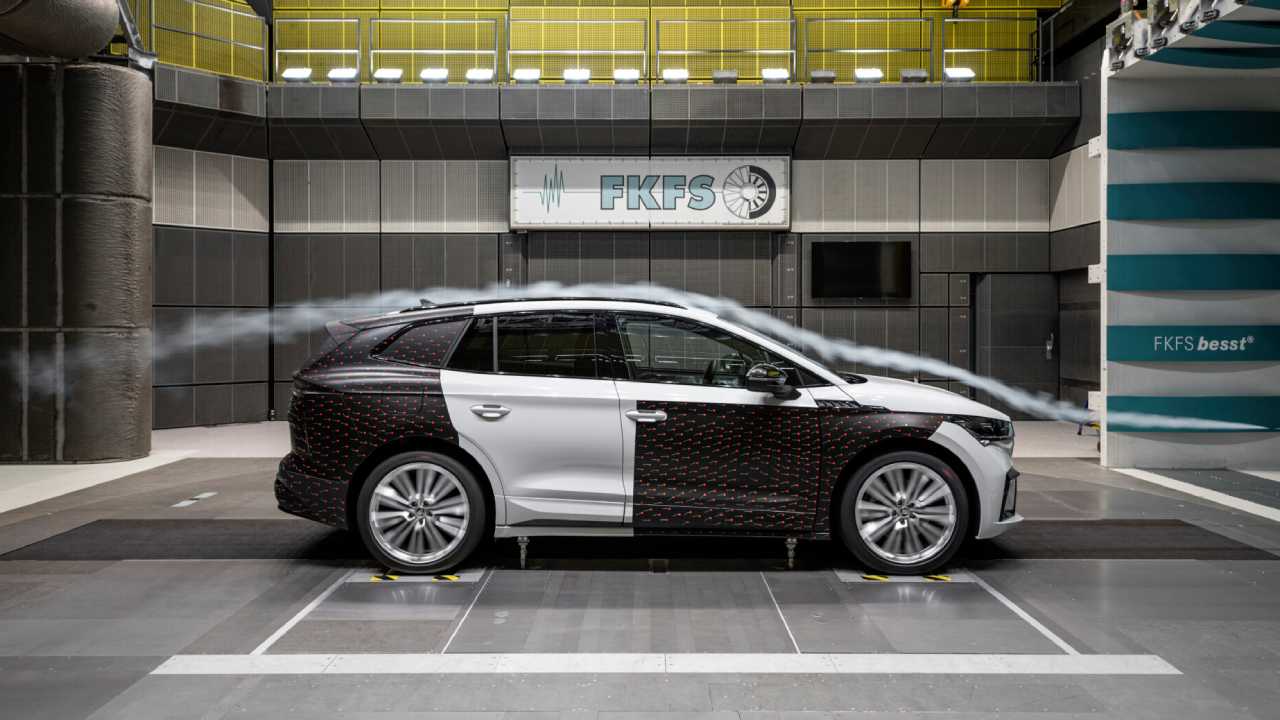 Optimizing aerodynamics to extend the range of electric cars