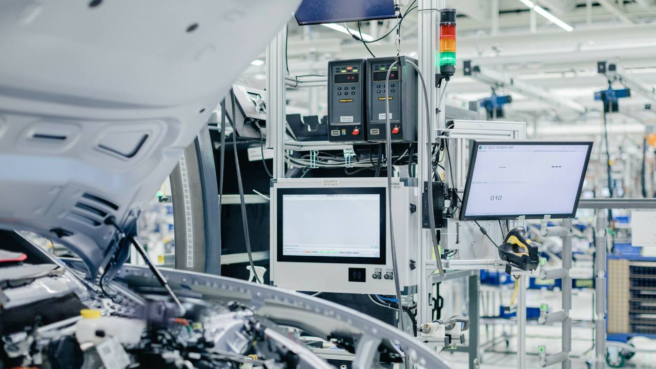 La piattaforma Edge Cloud 4 Production entra nella produzione in serie Audi