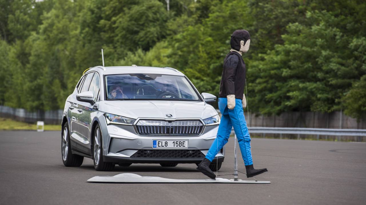 Sistemi di assistenza alla guida sempre più evoluti per la sicurezza delle Škoda